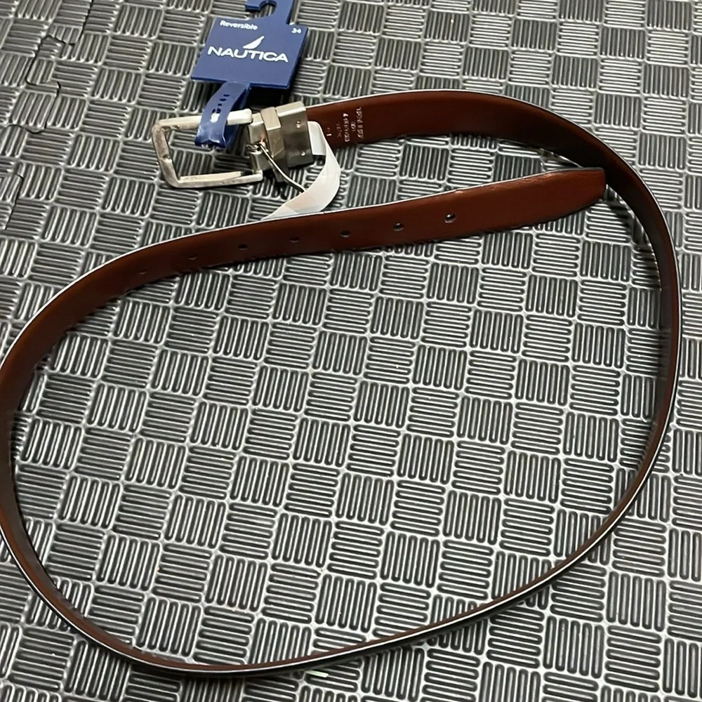 Nautical reversible black and tan belt never used size 34